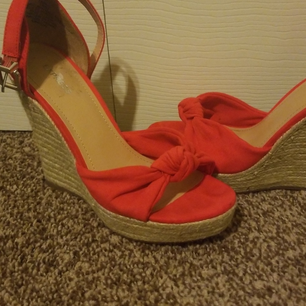 Express wedges